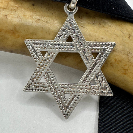 Vintage Silver Star of David Pendant Choker Necklace | 925 Sterling Silver Jewish Star Velvet Ribbon Statement Charm Choker Necklace