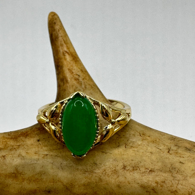 Vintage Gold Green Jade Lucky Cocktail Ring
