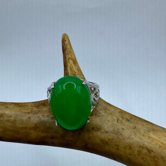 Vintage Silver Green Jade Lucky Cocktail Ring
