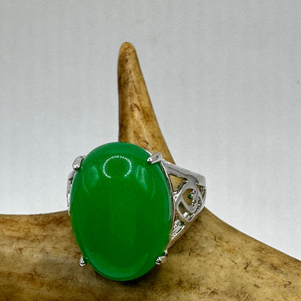 Vintage Silver Green Jade Lucky Cocktail Ring