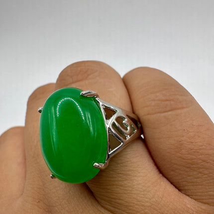 Vintage Silver Green Jade Lucky Cocktail Ring