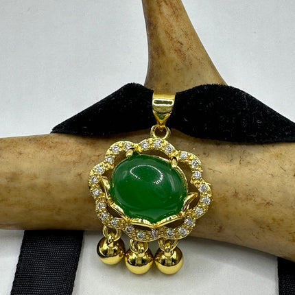 Vintage Gemstone Pendant | Green Jade Gemstone Deco Charm Pendant | Golden Bronze Velvet Choker Necklace