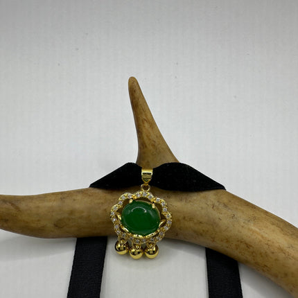 Vintage Gemstone Pendant | Green Jade Gemstone Deco Charm Pendant | Golden Bronze Velvet Choker Necklace
