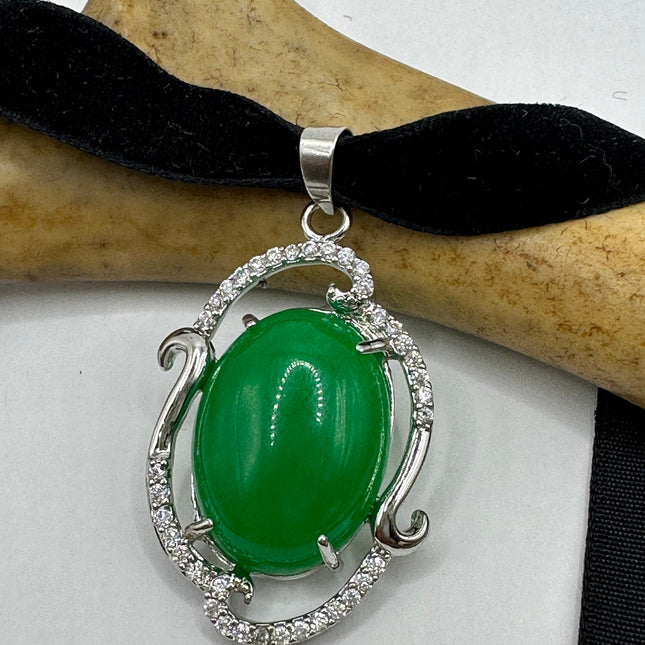 Vintage Green Jade Deco Choker Necklace - Silver Bronze