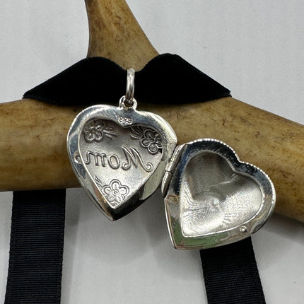 Vintage Style Mom Heart locket 925 Sterling Silver