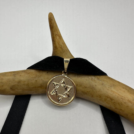 Vintage Gold Star of David Pendant Choker Necklace | 9K Gold Filled Jewish Star Velvet Ribbon Statement Charm Choker Necklace