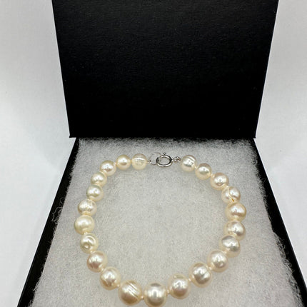 Vintage White Pearl Hand Knotted Bracelet 925 Sterling Silver