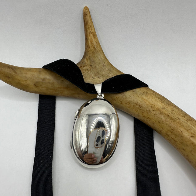 Vintage Silver Photo Locket | 925 Sterling Silver Pendant Photo Memory Charm Necklace | Can Hold Photo or Pet Ashes