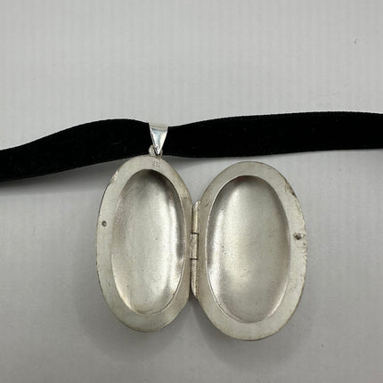 Vintage Silver Photo Locket | 925 Sterling Silver Pendant Photo Memory Charm Necklace | Can Hold Photo or Pet Ashes