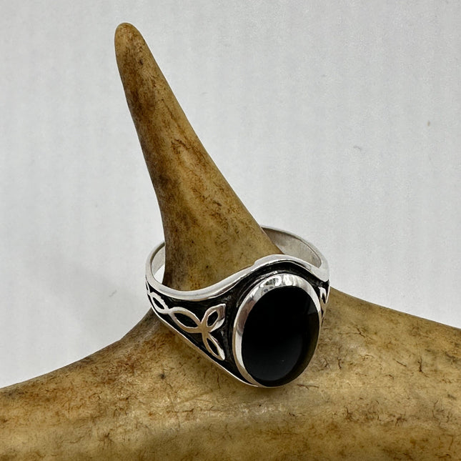 Vintage Black Onyx Celtic Knot Ring Band 925 Sterling Silver