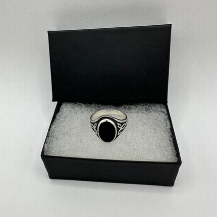Vintage Black Onyx Celtic Knot Ring Band 925 Sterling Silver