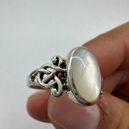 Vintage Mother of Pearl Celtic Knot Ring Band 925 Sterling Silver