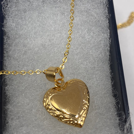 Vintage Gold Locket | Tiny Etched Heart Charm 9K GF Gold Chain | Mini Photo Dainty Memory Pendant Necklace