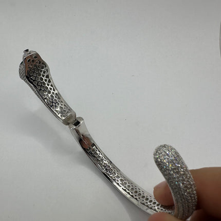 Cat Bangle Bracelet: Vintage Sterling Silver (Adjustable Size)