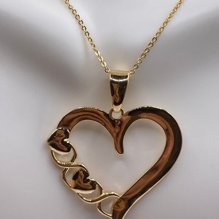 Vintage 9k Gold Filled Large Statement Heart on a Gold Filled Chain Necklace