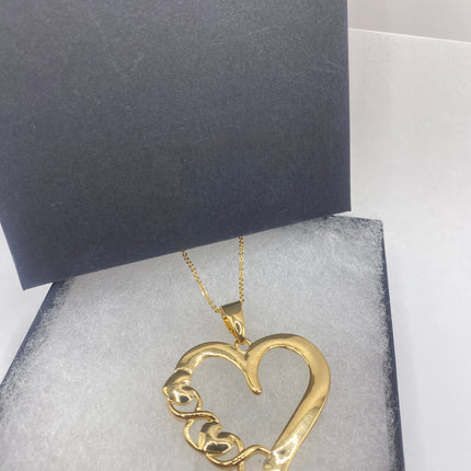 Vintage 9k Gold Filled Large Statement Heart on a Gold Filled Chain Necklace