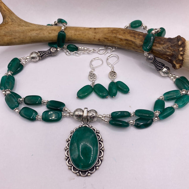Vintage Green Onyx Beaded Silver Bronze Necklace set