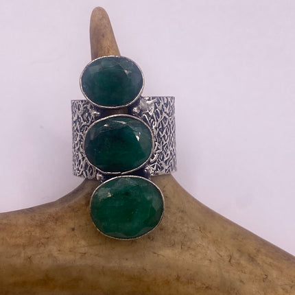 Vintage Green Emerald Boho Cocktail Ring Silver Band, Antique Style Design