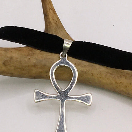 Vintage Ankh 925 Sterling Silver Black Velvet Choker Necklace