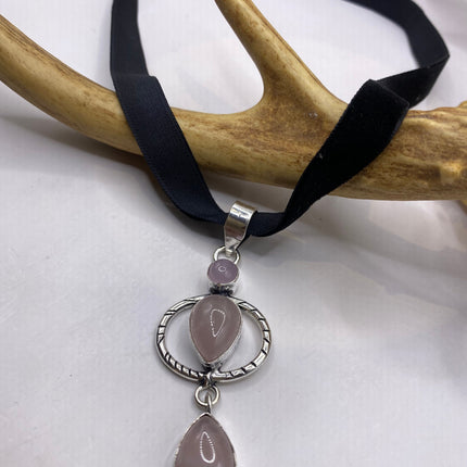 Vintage Pink Rose Quartz Choker Silver Necklace