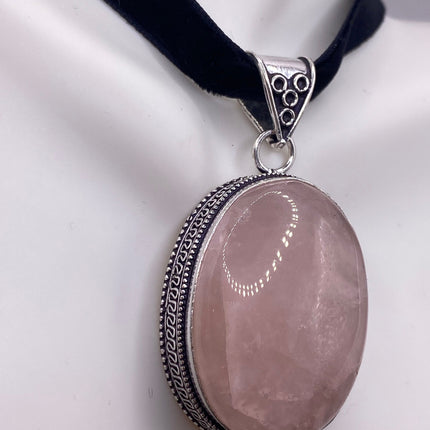Vintage Pink Rose Quartz Boho Black Velvet Choker Silver Necklace - oval shape