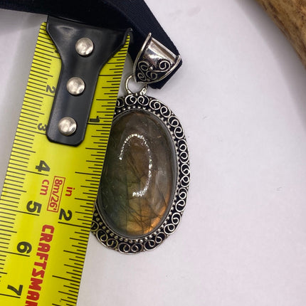 Vintage Pendant Choker Necklace | Green Red Labradorite Crystal Silver Bronze Pendant | Velvet Choker Statement Necklace