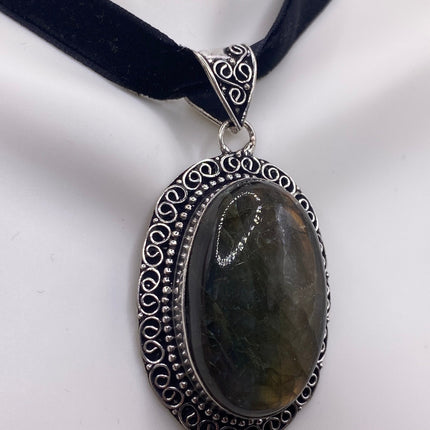 Vintage Pendant Choker Necklace | Green Red Labradorite Crystal Silver Bronze Pendant | Velvet Choker Statement Necklace
