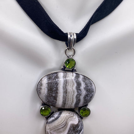 Vintage Gemstone Pendant Choker Necklace | Brown Agate Green Peridot Crystal Birthstone Set in Silver Bronze | Statement Festival Necklace