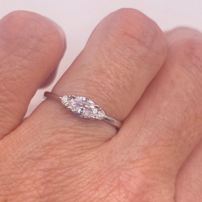 Vintage Silver Ring | Tiny Clear Crystal Simple Stacking Promise Wedding | 925 Sterling Silver Band Wedding Prom Everyday Jewelry