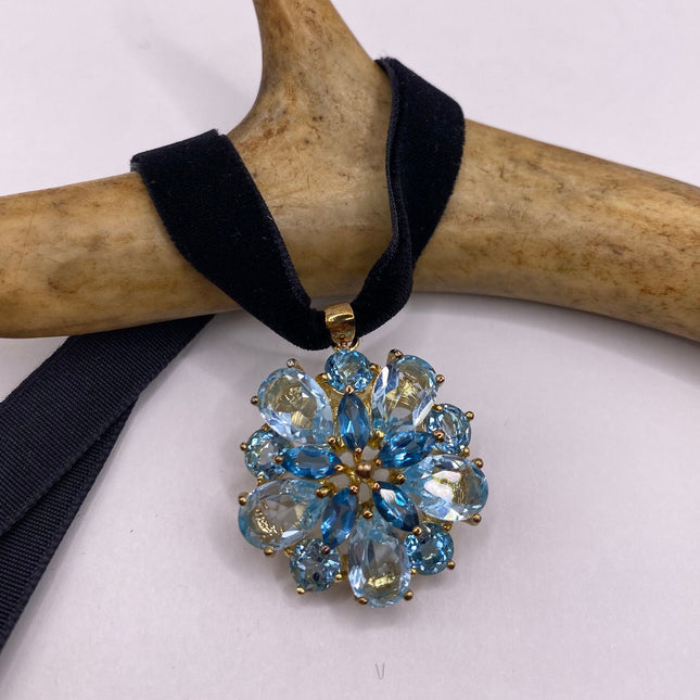 Vintage Gold Pendant Necklace | Blue Topaz Aquamarine Gemstone Flower Crown Setting | Golden 925 Sterling Silver Velvet Ribbon Choker