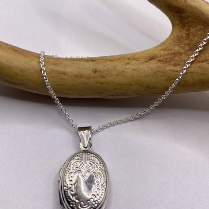Vintage Silver Locket | Tiny Oval Photo Memory Charm Pendant | 925 Sterling Silver Delicate Chain | Small Photo Mini Memory Necklace