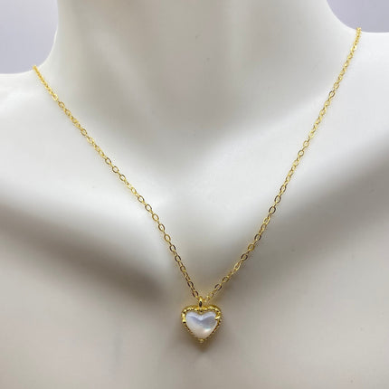 Vintage tiny gold heart Mother of pearl chain minimal necklace