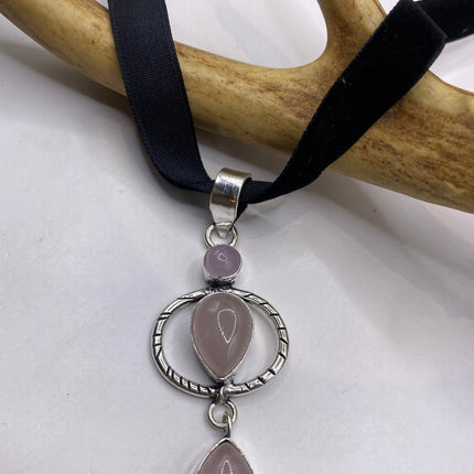 Vintage Pink Rose Quartz Choker Silver Necklace