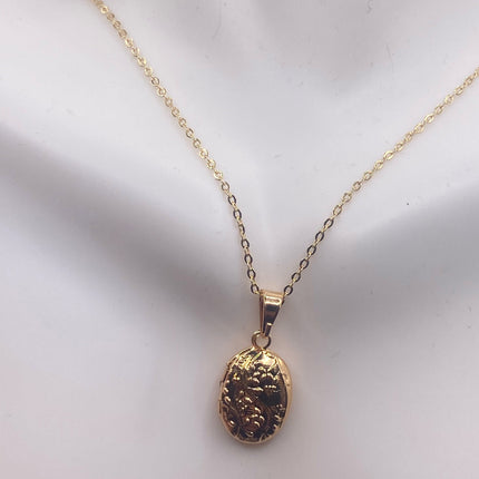 Vintage Gold Photo Locket | Tiny 9K Etched Memory Charm Pendant | Delicate Gold Filled Chain Perfect Stacking Everyday Small Photo Necklace