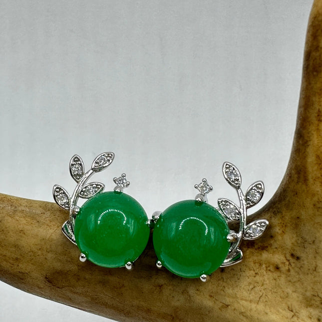 Vintage Silver Green Jade Lucky Stud Earrings
