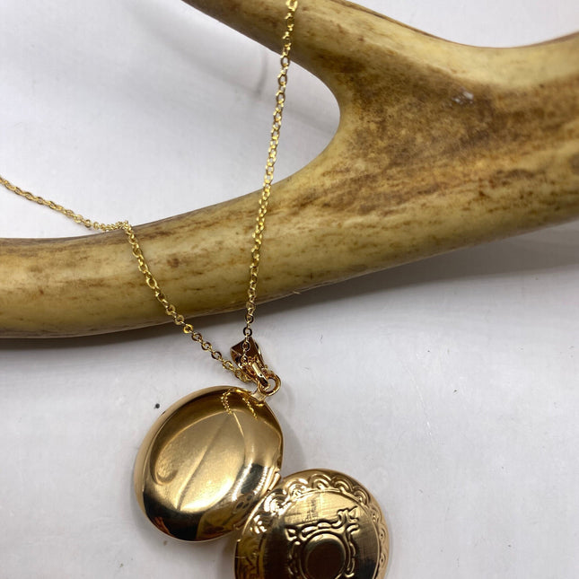 Vintage Gold Locket | Tiny Round Etched Engraved 9K Gold Filled Photo Memory Locket on Delicate Gold Chain | Small Photo Memory Necklace