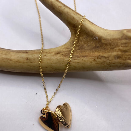Vintage Gold Locket | Tiny Etched Heart Charm 9K GF Gold Chain | Mini Photo Dainty Memory Pendant Necklace