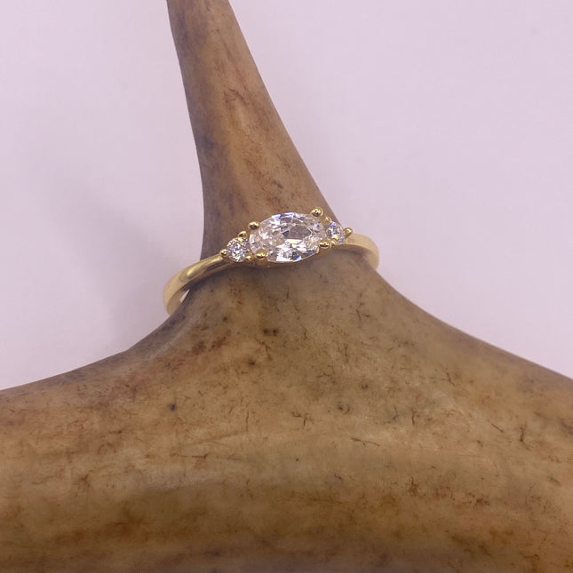Vintage Tiny White/Clear Crystal Stacking Ring - Gold 925 Sterling Silver