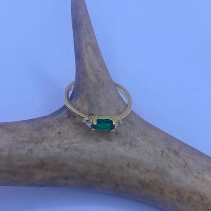 Vintage Gold Ring | Tiny Emerald Green Clear Crystal Diamond Dainty Band | Golden 925 Sterling Silver | Stacking Everyday Minimalist Ring