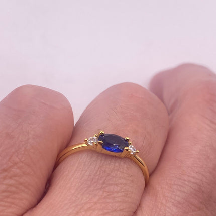 Vintage Blue Tiny Crystal Stacking Ring - Gold 925 Sterling Silver