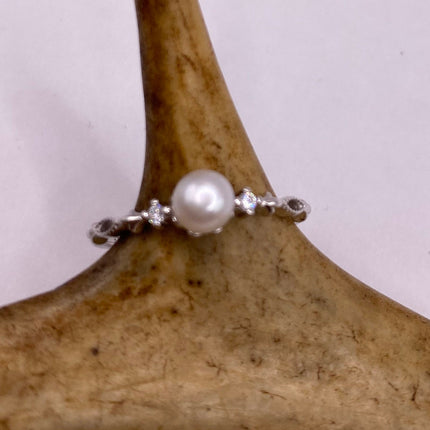 Vintage Silver Ring | Tiny White Pearl Clear Crystal Diamond | 925 Sterling Silver Band Minimalist Jewelry Wedding Everyday Promise Ring