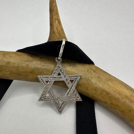 Vintage Silver Star of David Pendant Choker Necklace | 925 Sterling Silver Jewish Star Velvet Ribbon Statement Charm Choker Necklace