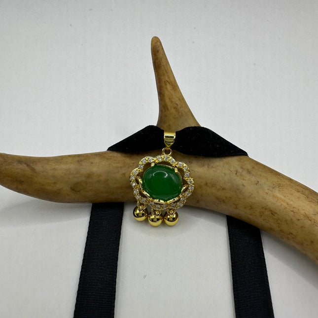 Vintage Gemstone Pendant | Green Jade Gemstone Deco Charm Pendant | Golden Bronze Velvet Choker Necklace