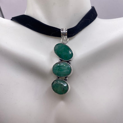 Vintage Green Emerald Boho Cocktail Ring Silver choker necklace Antique Style Design