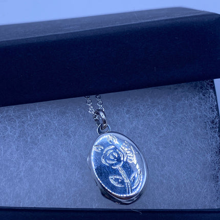 Vintage Silver Photo Locket | Tiny Etched Memory Charm Pendant | 925 Sterling Silver Delicate Chain Necklace | Perfect for Small Photos