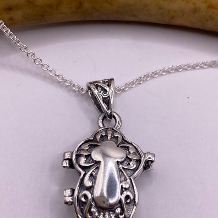 Vintage Silver Locket | Silver Cross Photo Memory Charm Pendant | 925 Sterling Silver Delicate Chain | Small Photo Mini Memory Necklace