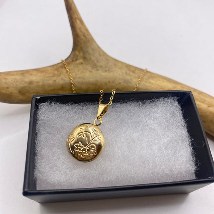 Vintage Gold Photo Locket | Tiny 9K Etched Memory Charm Pendant | Delicate Gold Filled Chain Perfect Stacking Everyday Small Photo Necklace