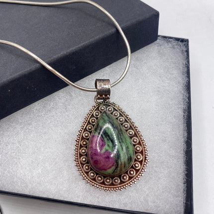 Vintage Ruby Zoisite 925 Sterling Silver chain Chunky Statement Necklace