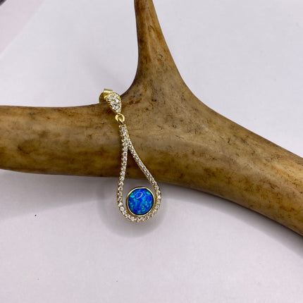 Vintage Earrings | Tiny White Fire Opal Gemstone Dainty Dangle Earrings - 925 Sterling Silver | Everyday or Special Occasion