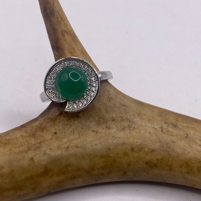 Vintage Green Jade Lucky Cocktail Ring Lotus Leaf antique design, diamond look